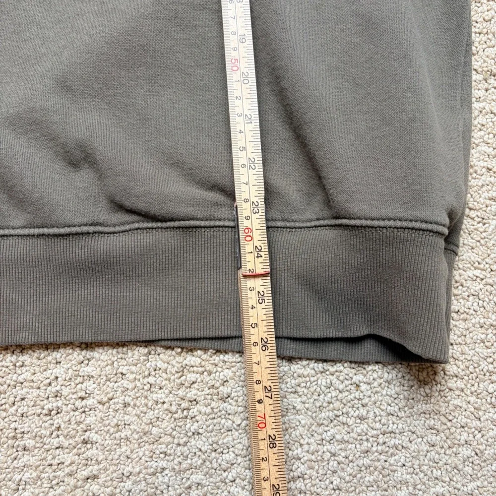 The North Face Mens L Circular Design Crewneck Sweatshirt Olive Green